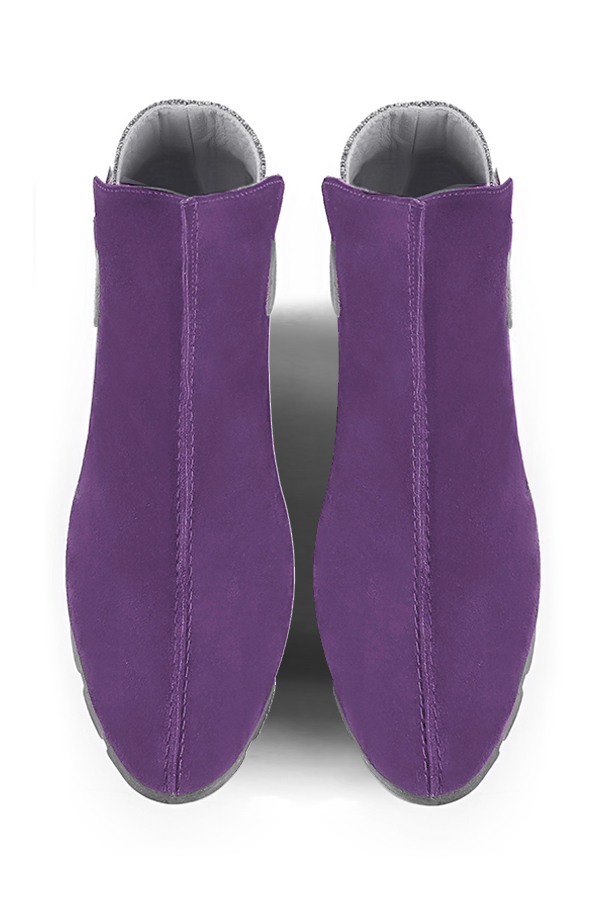 Bottines femme boucles à l'arrière violet améthyste, gris galet et gris tourterelle. Bout rond. Semelle en gomme - Vue du dessus
