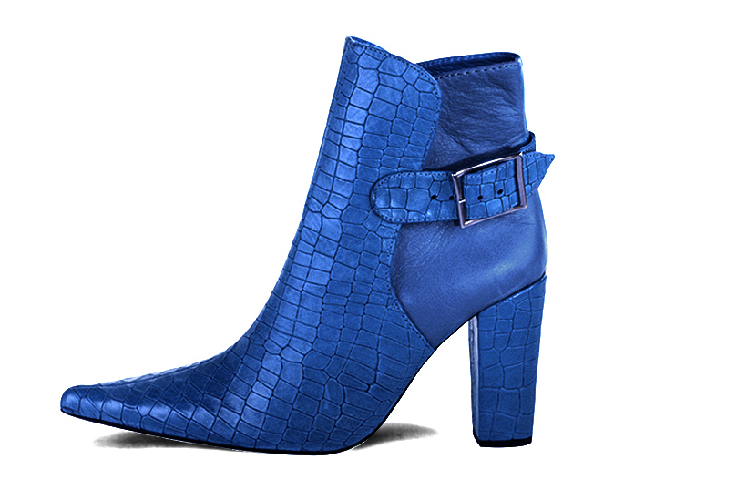 Boots femme : Boots avec des boucles à l'arrière couleur bleu électrique. Bout pointu. Talon haut bottier. Vue de profil - Florence KOOIJMAN