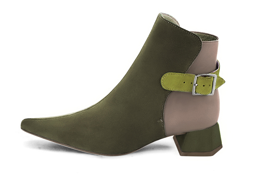 Bottines élégantes et raffinées avec des boucles à l'arrière, coloris vert kaki et beige mastic. Bout pointu. Mi-haut. Talon évasé. Personnalisation : Choix des cuirs, des couleurs et des talons. Cou-de-pied sur mesure. - Florence KOOIJMAN