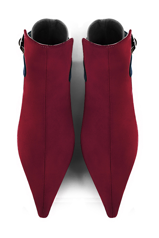 Bottines élégantes et raffinées avec des boucles à l'arrière, coloris rouge bordeaux, beige mastic et bleu marine. Bout pointu. Mi-haut. Talon évasé. Personnalisation : Choix des cuirs, des couleurs et des talons. Cou-de-pied sur mesure. - Florence KOOIJMAN