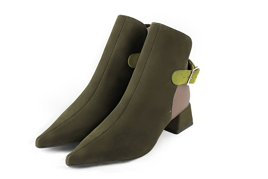 Bottines élégantes et raffinées avec des boucles à l'arrière, coloris vert kaki et beige mastic. Bout pointu. Mi-haut. Talon évasé. Personnalisation : Choix des cuirs, des couleurs et des talons. Cou-de-pied sur mesure. - Florence KOOIJMAN