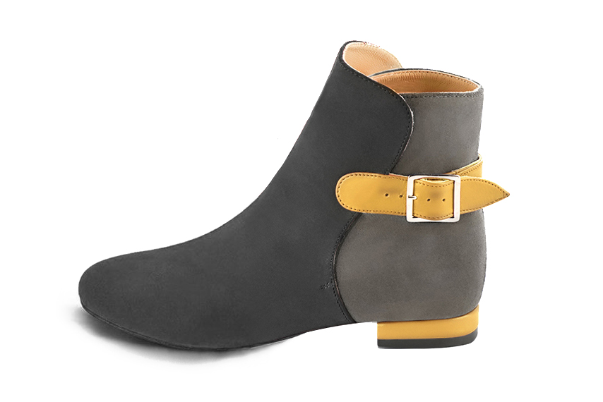 Bottines bride boucle sur l'arrière pour femme en cuir gris foncé, gris ardoise et jaune moutarde avec bout rond et talon bottier plat - Vue de profil