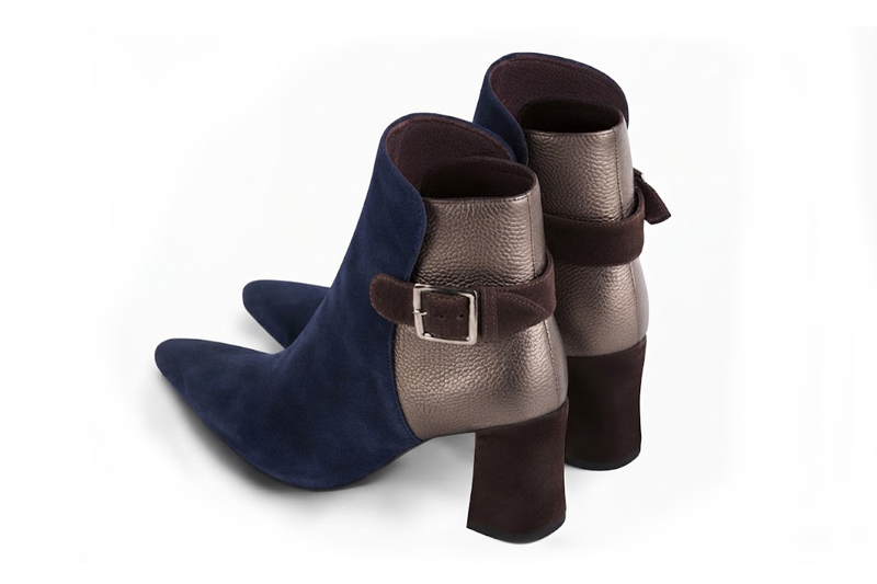 Bottines bride boucle sur l'arrière pour femme en cuir bleu marine, mordoré et marron foncé avec bout effilé et talon fin de 7.5 cm - Vue arrière