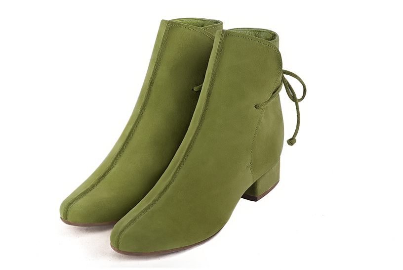Boots femme : Bottines lacets à l'arrière couleur vert pistache. Bout rond. Petit talon bottier Vue avant - Florence KOOIJMAN