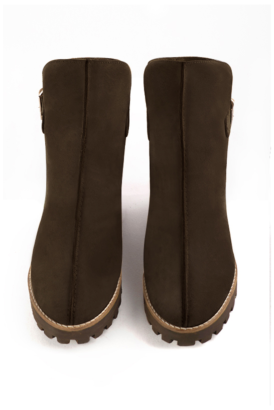 Boots femme : Boots avec des boucles à l'arrière couleur marron ébène. Bout rond. Semelle gomme petit talon. Vue du dessus - Florence KOOIJMAN