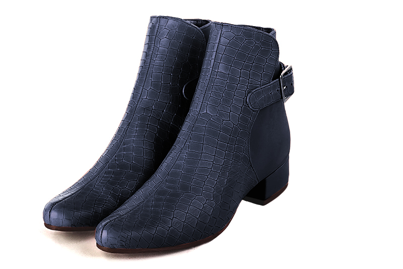 Boots femme : Boots avec des boucles à l'arrière couleur bleu marine. Bout rond. Petit talon bottier Vue avant - Florence KOOIJMAN