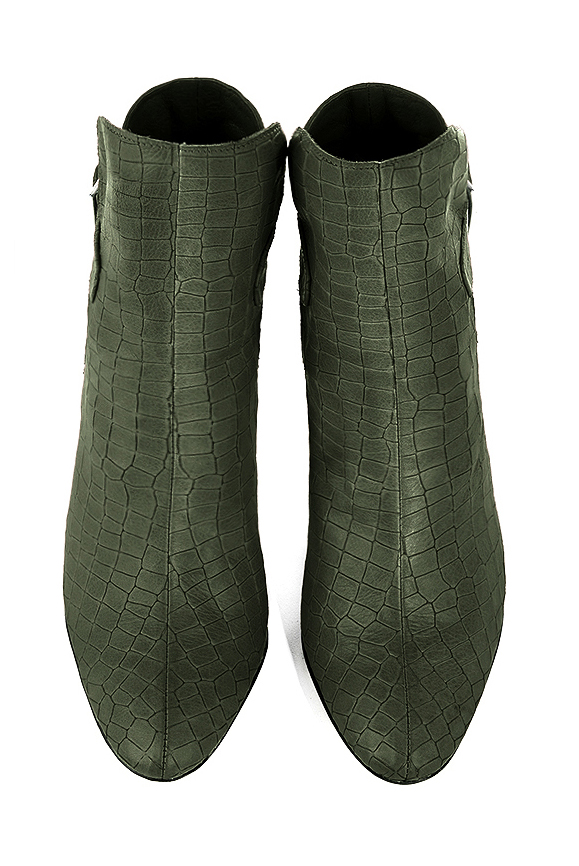 Boots femme : Boots avec des boucles à l'arrière couleur vert bouteille. Bout rond. Talon haut trotteur. Vue du dessus - Florence KOOIJMAN