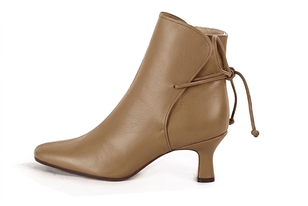 Bottines à laçage arrière pour femme en cuir camel avec bout carré et talon bobine de 6 cm - Vue de profil