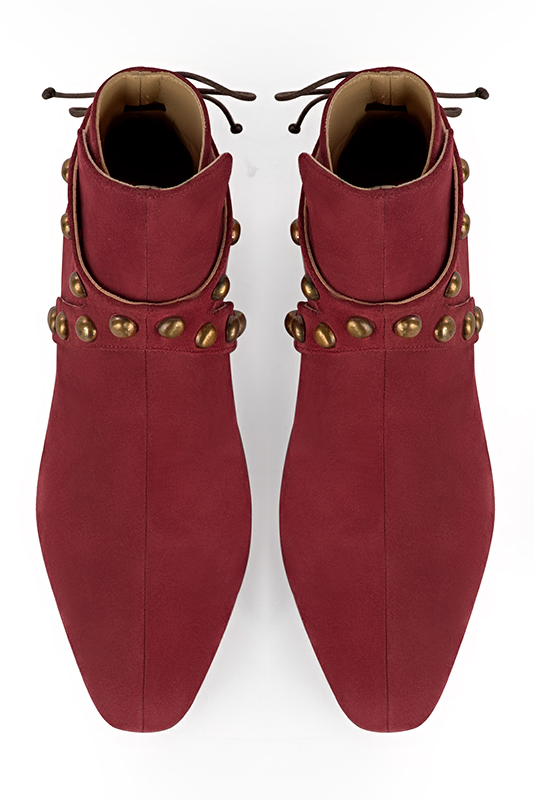 Bottines femme lacets à l'arrière rouge bordeaux. Bout carré. Talon évasé plat - Vue du dessus