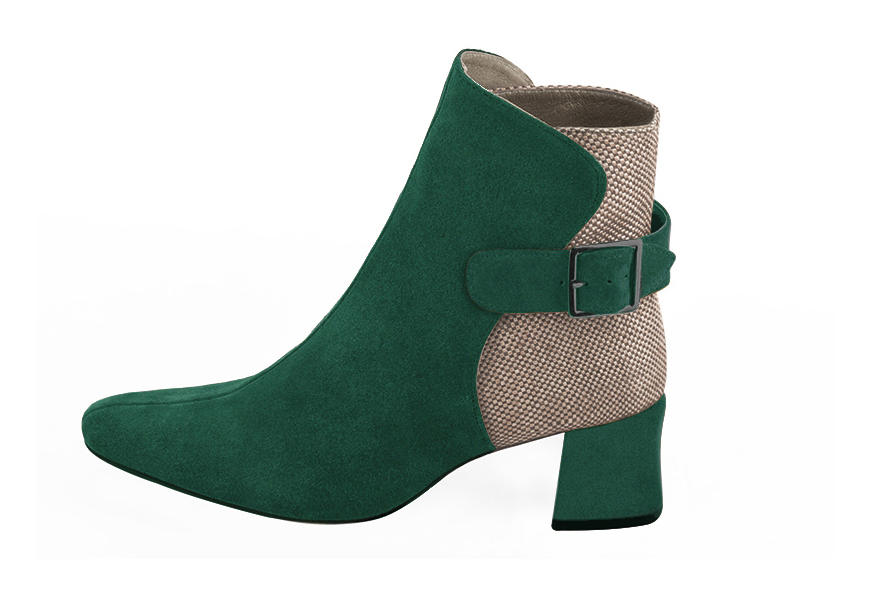 Bottines élégantes et raffinées avec des boucles à l'arrière, coloris vert bouteille et beige sahara. Bout carré. Mi-haut à haut. Talon bottier. Personnalisation : Choix des cuirs, des couleurs et des talons. Cou-de-pied sur mesure. - Florence KOOIJMAN
