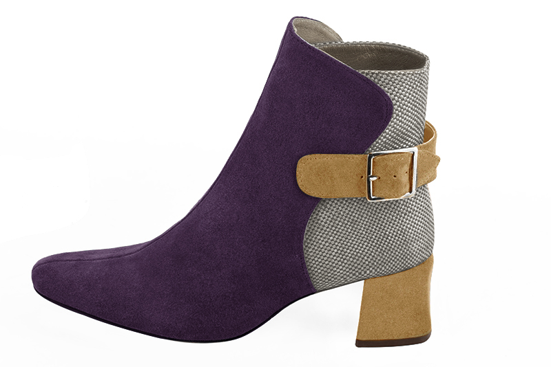 Bottines élégantes et raffinées avec des boucles à l'arrière, coloris violet améthyste, gris galet et jaune ocre. Bout carré. Mi-haut à haut. Talon bottier. Personnalisation : Choix des cuirs, des couleurs et des talons. Cou-de-pied sur mesure. - Florence KOOIJMAN