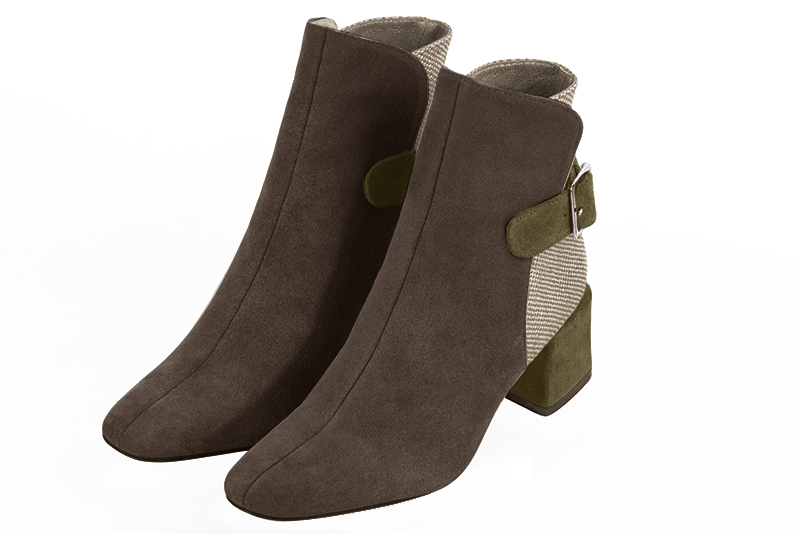 Bottines élégantes et raffinées avec des boucles à l'arrière, coloris marron chocolat, beige naturel et vert kaki. Bout carré. Mi-haut à haut. Talon bottier. Personnalisation : Choix des cuirs, des couleurs et des talons. Cou-de-pied sur mesure. - Florence KOOIJMAN