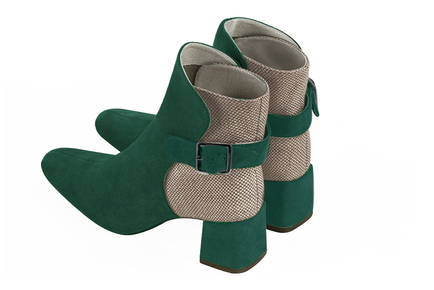 Bottines élégantes et raffinées avec des boucles à l'arrière, coloris vert bouteille et beige sahara. Bout carré. Mi-haut à haut. Talon bottier. Personnalisation : Choix des cuirs, des couleurs et des talons. Cou-de-pied sur mesure. - Florence KOOIJMAN