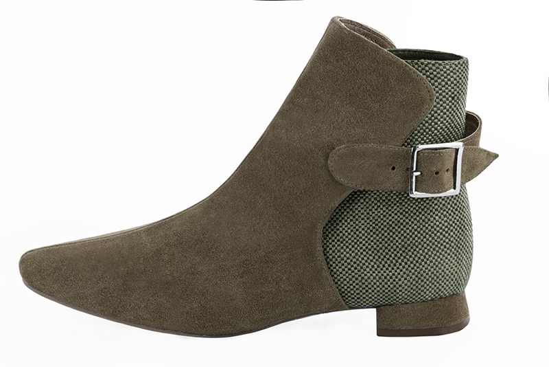 Boots femme : Boots avec des boucles à l'arrière couleur vert kaki. Bout carré. Talon plat évasé. Vue de profil - Florence KOOIJMAN