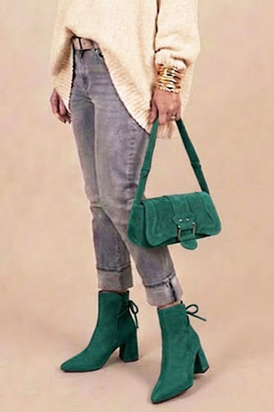 Bottines habillées femme lacets arrière en cuir vert émeraude à talon évasé de 7.5 cm et bout effilé - Vue du dessus