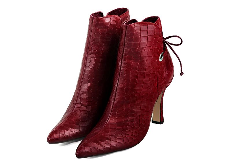 Boots femme : Bottines lacets à l'arrière couleur rouge bordeaux. Bout effilé. Talon très haut bobine Vue avant - Florence KOOIJMAN