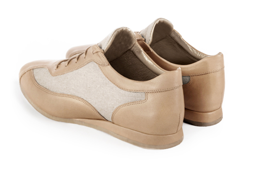 Basket femme habillée : Sneaker urbain bicolore couleur beige sahara. Semelle fine. Doublure cuir. Vue arrière - Florence KOOIJMAN