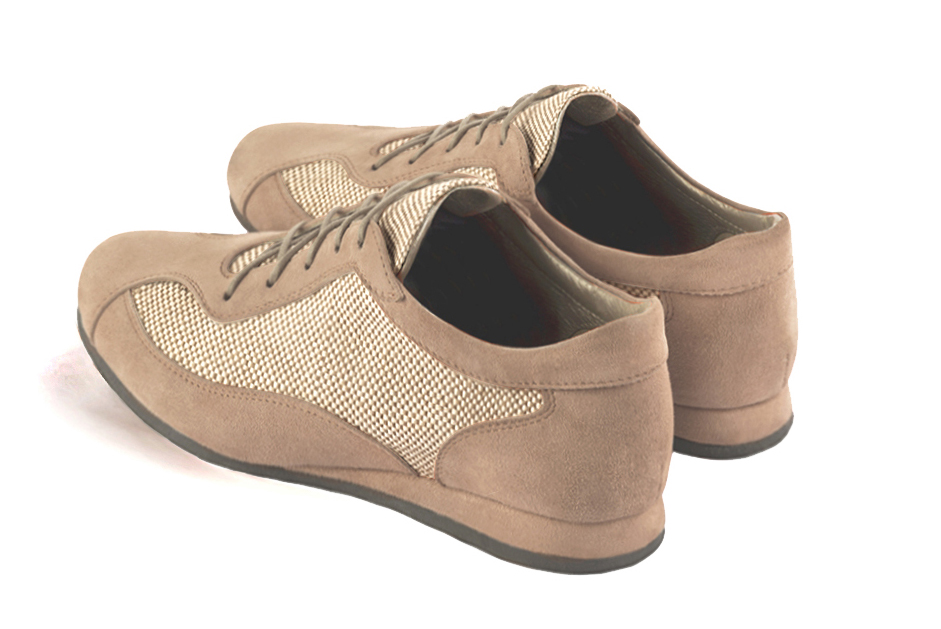 Basket femme habillée : Sneaker urbain unie  couleur beige sahara.. Doublure cuir. Vue arrière - Florence KOOIJMAN