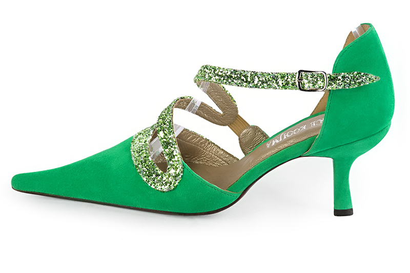 Chaussure femme à brides : Chaussure côtés ouverts bride serpent couleur vert émeraude. Bout pointu. Talon haut fin. Vue de profil - Florence KOOIJMAN