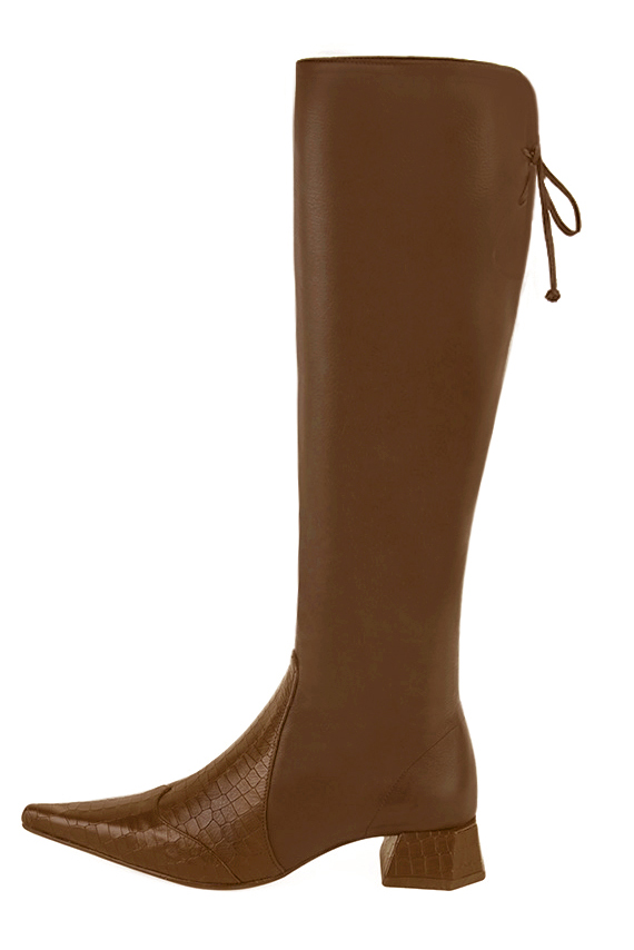 Bottes femme élégantes et raffinées, avec des lacets à l'arrière, réalisées sur mesure, coloris marron caramel. Bout pointu. Mi-haut. Talon évasé. Mollets fins ou larges. Personnalisation : Choix des cuirs, des couleurs et des talons. - Florence KOOIJMAN