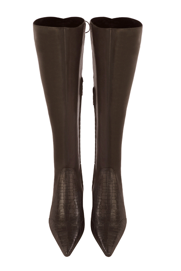 Botte femme : Bottes femme avec des lacets arrières sur mesures couleur marron ébène. Bout pointu. Petit talon évasé. Vue du dessus - Florence KOOIJMAN