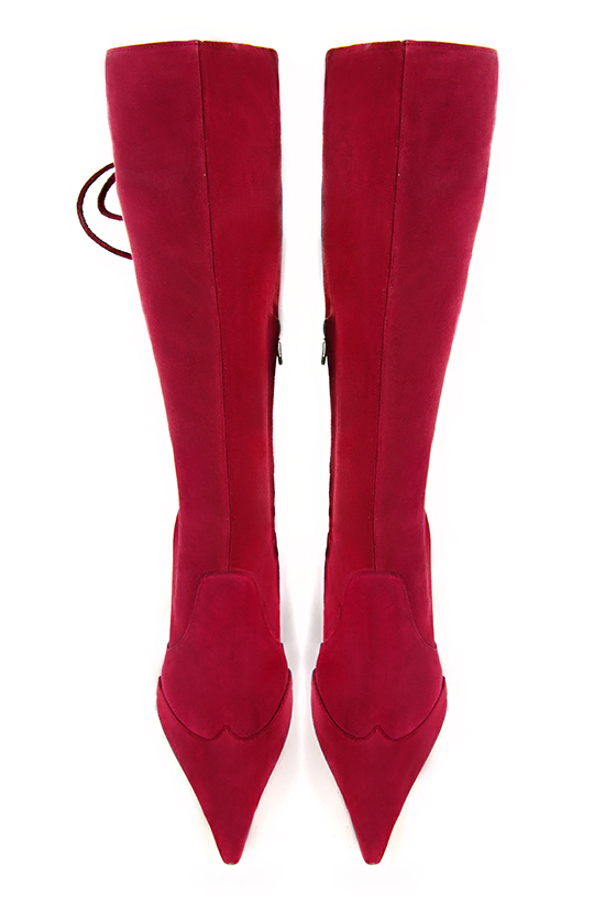 Botte femme : Bottes femme avec des lacets arrières sur mesures couleur rouge carmin. Bout pointu. Talon haut bottier. Vue du dessus - Florence KOOIJMAN