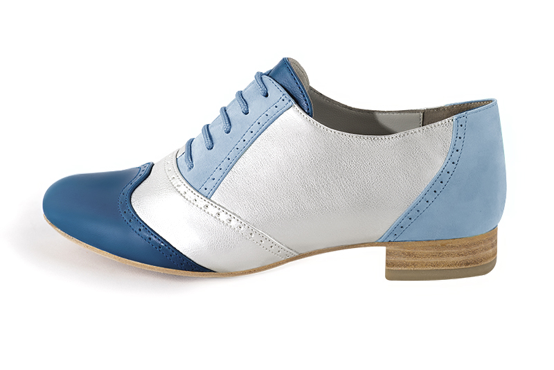 Chaussure femme à lacets : Derby original couleur bleu denim et argent platine.. Vue de profil - Florence KOOIJMAN