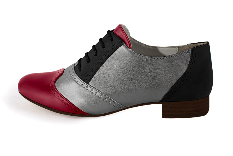 Chaussure femme à lacets : Derby original couleur rouge bordeaux, argent titane et noir mat.. Vue de profil - Florence KOOIJMAN