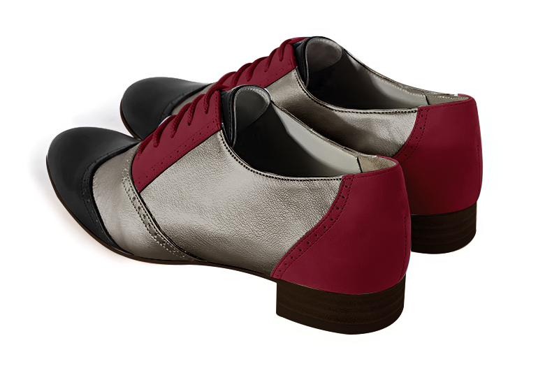 Chaussure femme à lacets : Derby original couleur noir satiné, marron taupe et rouge bordeaux.. Vue arrière - Florence KOOIJMAN