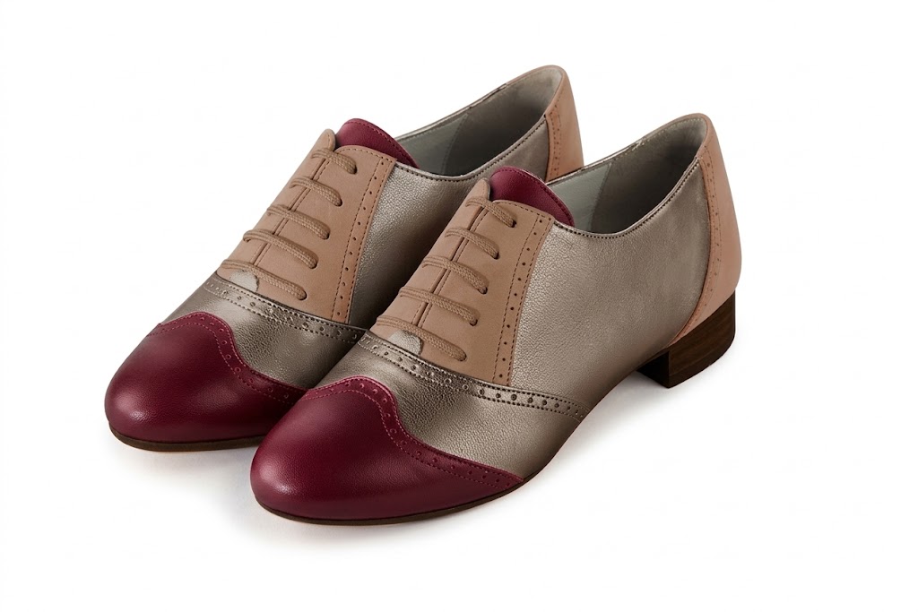 Derbies couture pour femme en cuir bordeaux, mordoré et nude avec bout rond et semelle en cuir plate - Vue avant