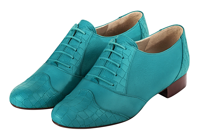 Chaussure femme à lacets : Derby original couleur bleu turquoise. Bout rond. Semelle cuir talon plat Vue avant - Florence KOOIJMAN