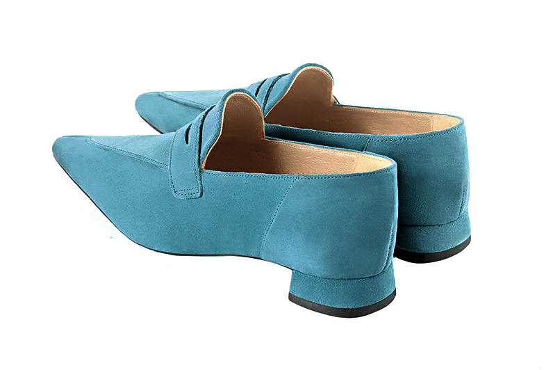 Mocassin femme : Mocassin élégant et raffiné couleur bleu canard. Bout pointu. Talon plat évasé. Vue arrière - Florence KOOIJMAN