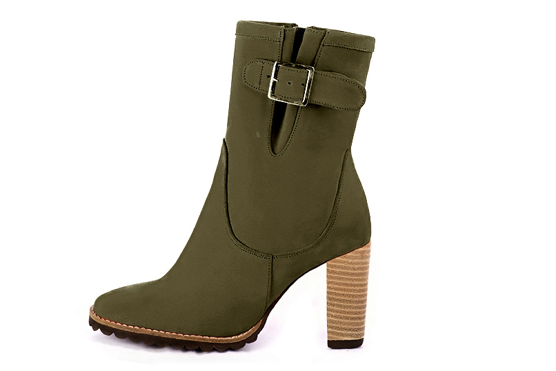 Bottines élégantes et raffinées avec des boucles sur le côté, coloris vert kaki. Bout rond. Haut. Talon bottier. Personnalisation : Choix des cuirs, des couleurs et des talons. Cou-de-pied sur mesure. - Florence KOOIJMAN
