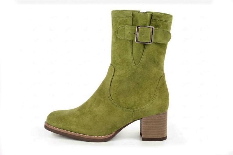 Bottines boucle sur le côté pour femme en cuir vert pistache avec bout rond et talon bottier de 6 cm - Vue de profil