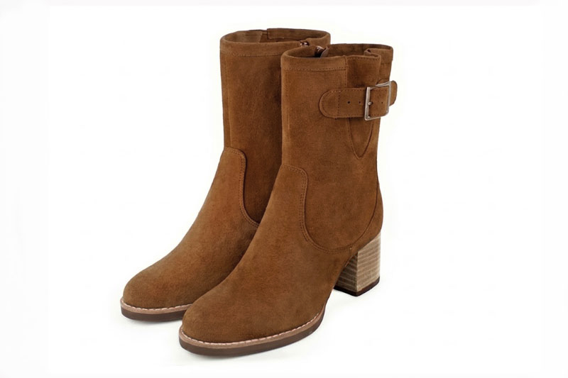 Bottines boucle sur le côté pour femme en cuir cognac avec bout rond et talon bottier de 6 cm - Vue avant