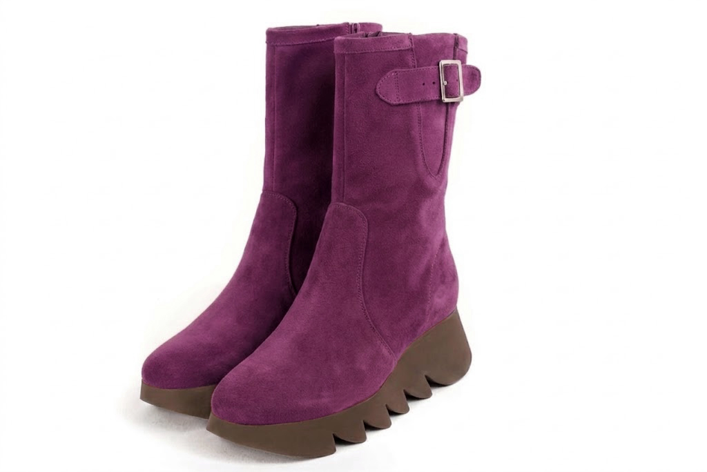 Bottines avec un zip intérieur pour femme en cuir prune avec bout rond et semelle épaisse et sculpturale en gomme - Vue avant