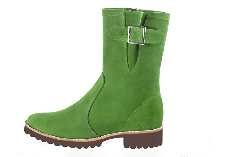 Boots femme : Boots avec des boucles sur le côté couleur vert anis. Bout rond. Semelle gomme talon plat. Vue de profil - Florence KOOIJMAN