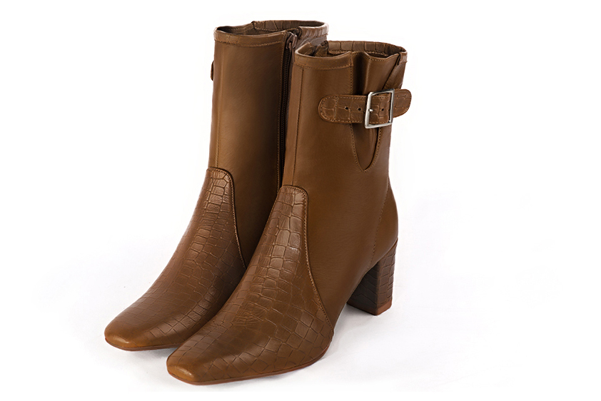 Boots femme : Boots avec des boucles sur le côté couleur marron caramel. Bout carré. Talon mi-haut bottier Vue avant - Florence KOOIJMAN