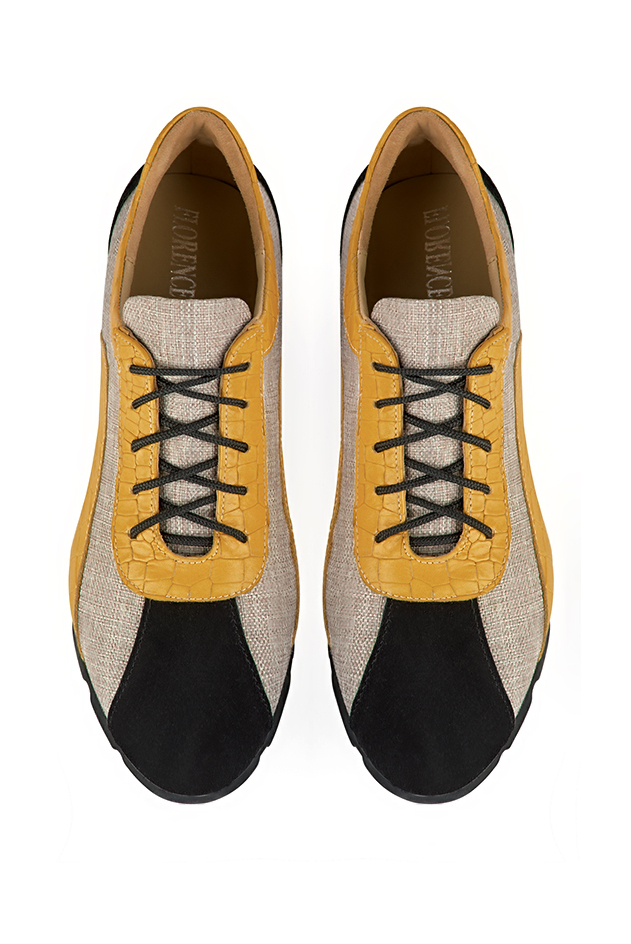 Basket femme habillée : Sneaker urbain tricolore couleur noir mat, beige naturel et jaune ocre. Semelle fine. Doublure cuir. Vue du dessus - Florence KOOIJMAN