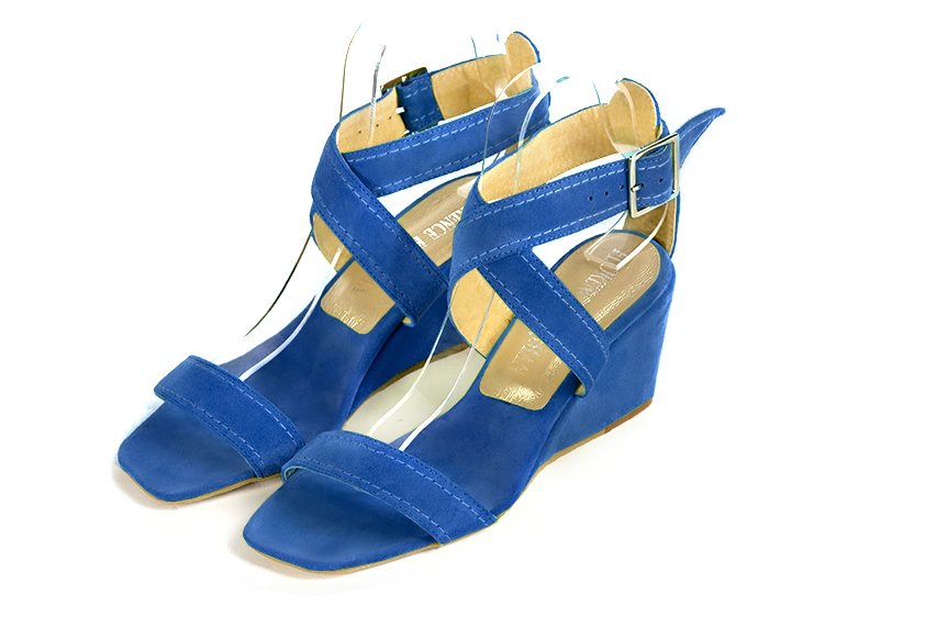 Sandales habillées femme brides croisées cuir bleu électrique à talon compensé de 6 cm et bout carré - Vue avant