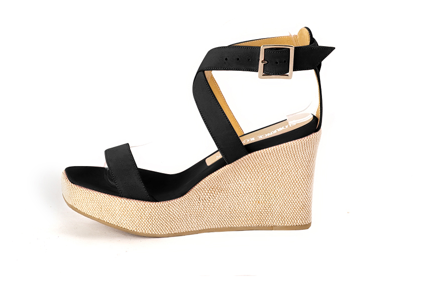 Sandales femme brides croisées complètement ouvertes noir mat. .  - Vue de profil