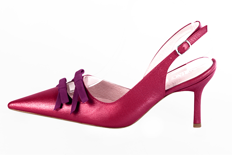 Chaussure femme à brides :  couleur rose fuchsia et violet myrtille. Bout pointu. Talon haut fin. Vue de profil - Florence KOOIJMAN