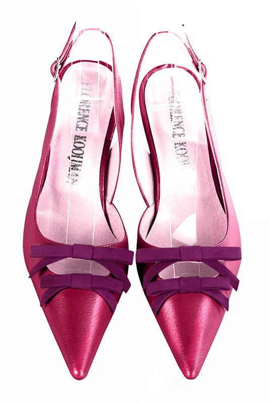 Chaussure femme à brides :  couleur rose fuchsia et violet myrtille. Bout pointu. Talon haut fin. Vue du dessus - Florence KOOIJMAN