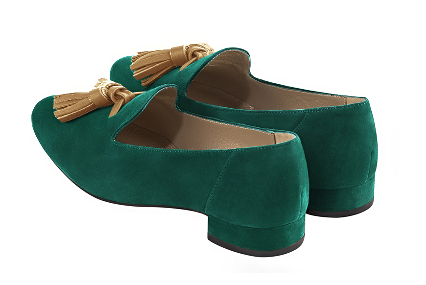 Mocassin femme : Mocassin avec des pompons couleur vert émeraude et beige camel. Bout rond. Semelle cuir talon plat. Vue arrière - Florence KOOIJMAN
