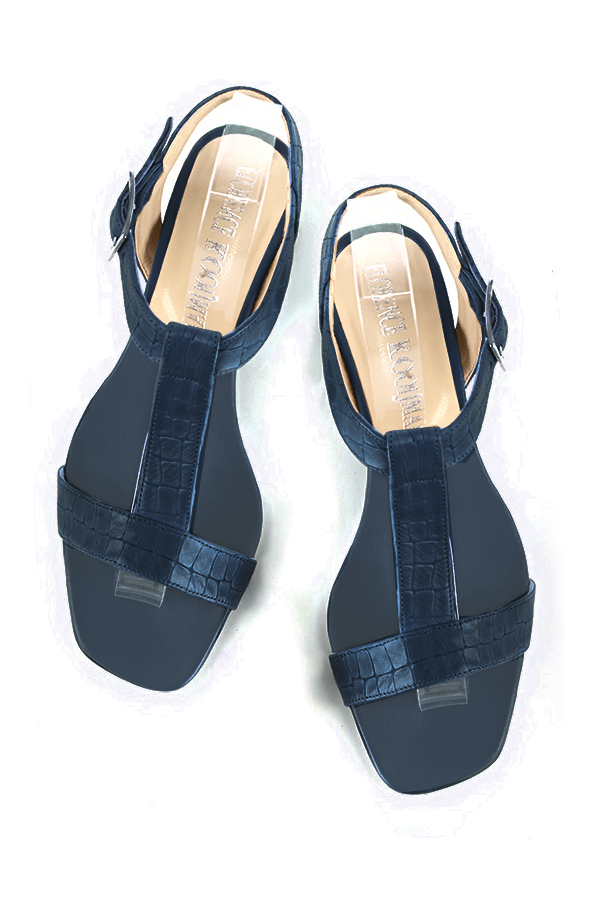 Sandales femme bride cou-de-pied complètement ouvertes bleu denim. Bout carré. Talon trotteur de 4.5 cm - Vue du dessus