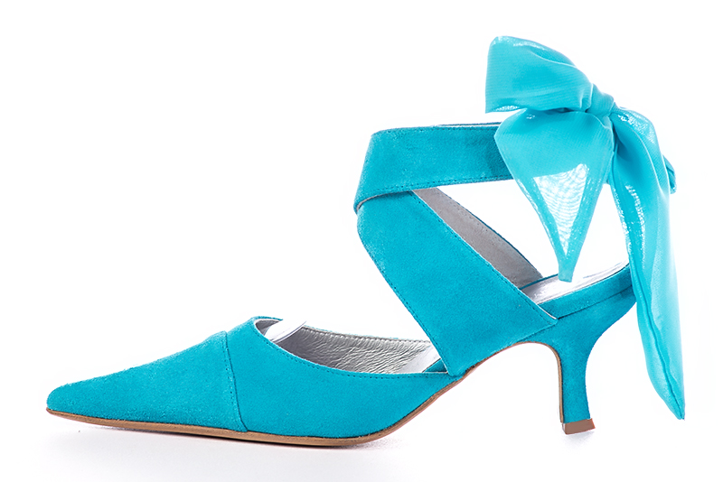 Chaussure femme à brides : Chaussure arrière ouvert avec des brides croisées couleur bleu turquoise. Bout pointu. Talon haut bobine. Vue de profil - Florence KOOIJMAN