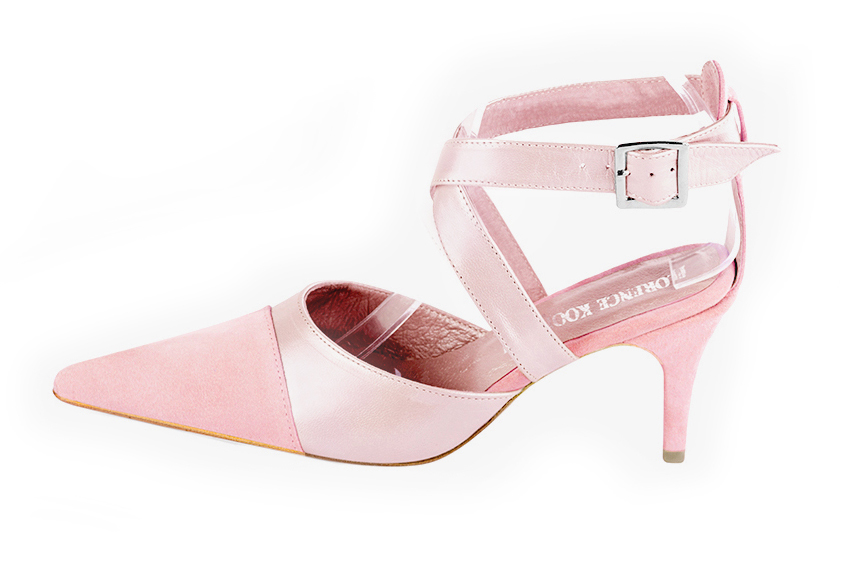 Chaussures habillées, élégantes et raffinées, ouvertes à l'arrière avec des brides croisées, coloris rose pâle. Bout pointu. Haut. Talon fin. Cérémonie, soirée, cocktail, évènementiel. Personnalisation : Choix des cuirs, 
                des couleurs et des talons. Petites et grandes pointures. - Florence KOOIJMAN