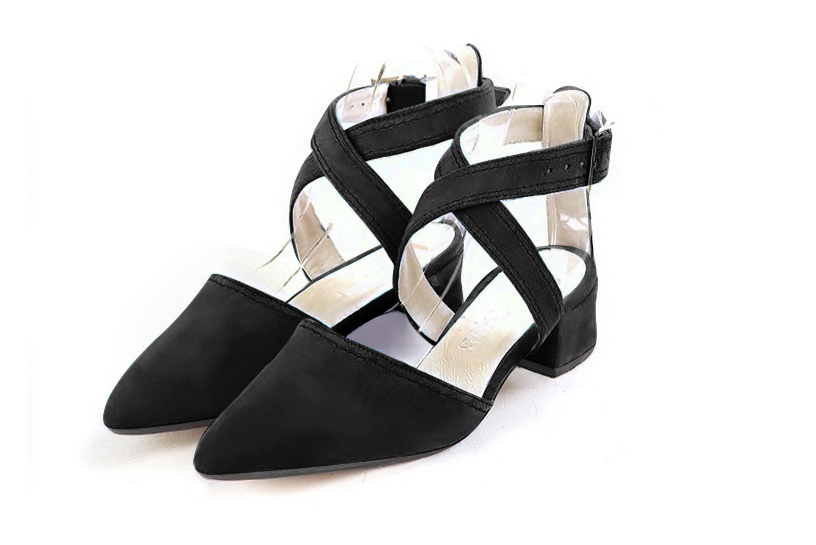 Escarpins habillés brides croisées arrière ouvert cuir noir mat à talon évasé de 3.5 cm et bout effilé - Vue avant