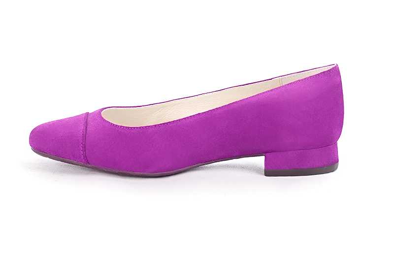 Chaussure femme plate : Ballerine avec un petit talon haut de gamme couleur violet mauve. Choix des talons - Florence KOOIJMAN