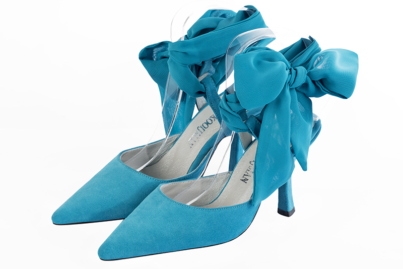Chaussure femme à brides : Chaussure arrière ouvert avec un foulard autour de la cheville couleur bleu turquoise. Bout pointu. Talon haut bobine Vue avant - Florence KOOIJMAN